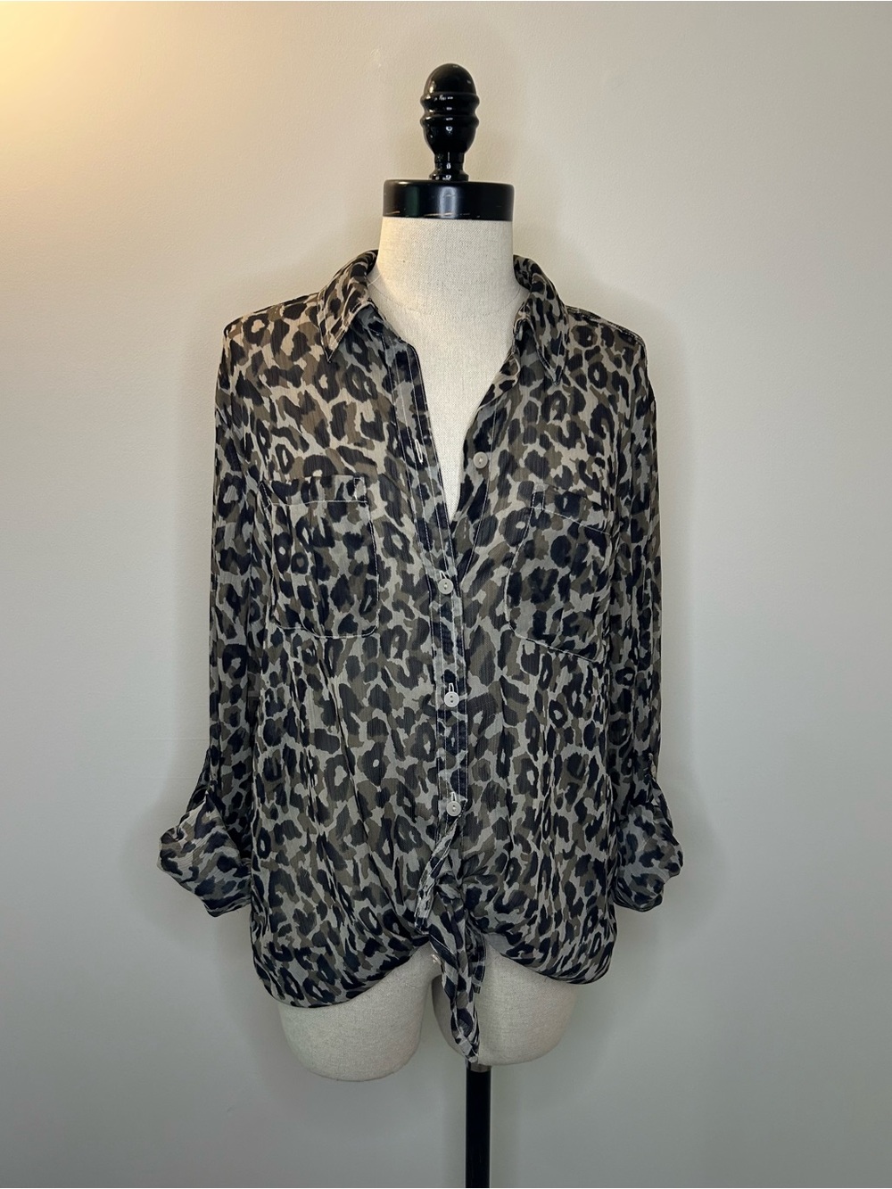 OLD NAVY Animal Print Long Sleeve Button Front & Tie Sheer Blouse Womens L